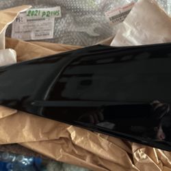 Toyota Prius Quarter Molding 