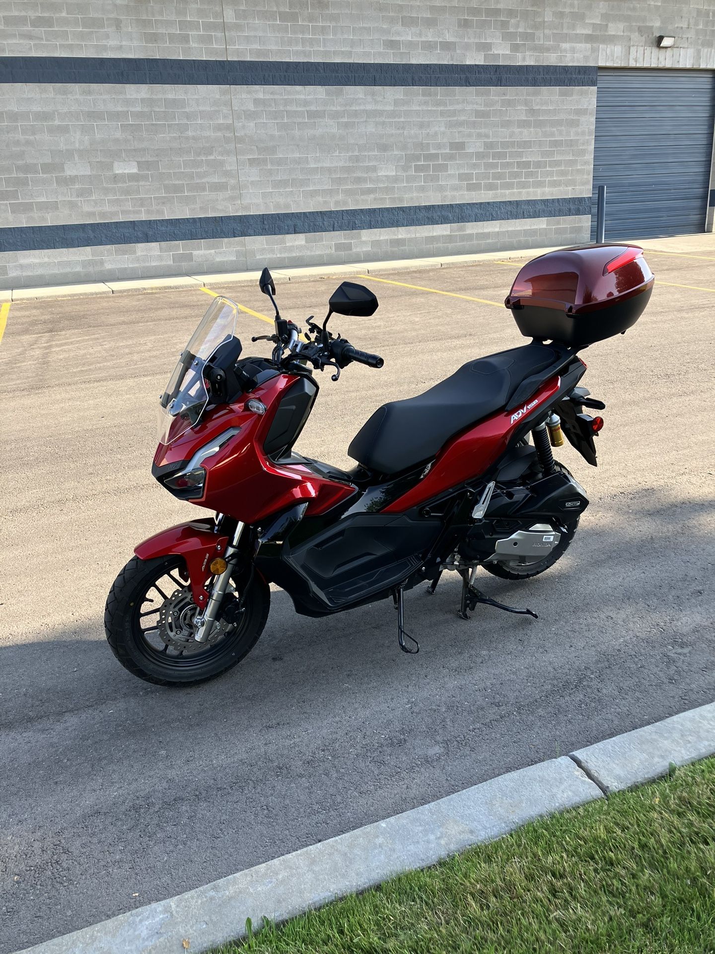 HONDA ADV 150