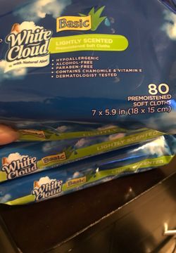 White cloth wipes