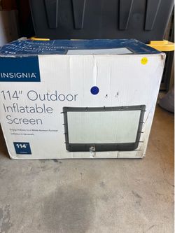 Projector screen