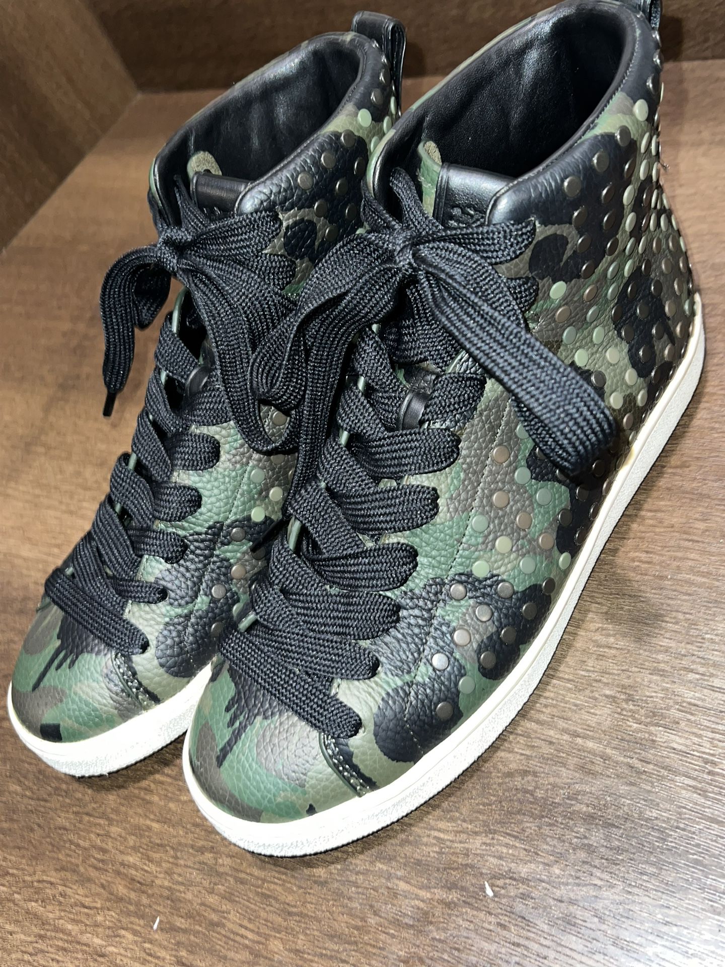  COACH Wild Beast Print / Camo And Studs High Top Sneakers Mens Shoes