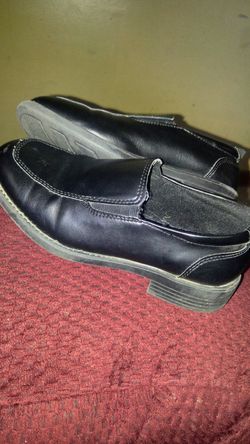 Boys dress shoes size 1