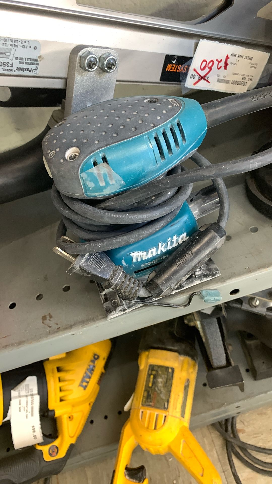 Makita Sander 