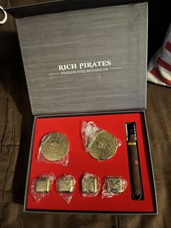 Pirates Themed Stainless Steel Resuable Ice