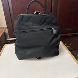 Coletta Hand Bag