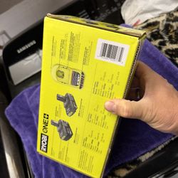 Ryobi Starter Kit Batteries / Charger 