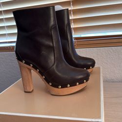 Michael Kors Bootie