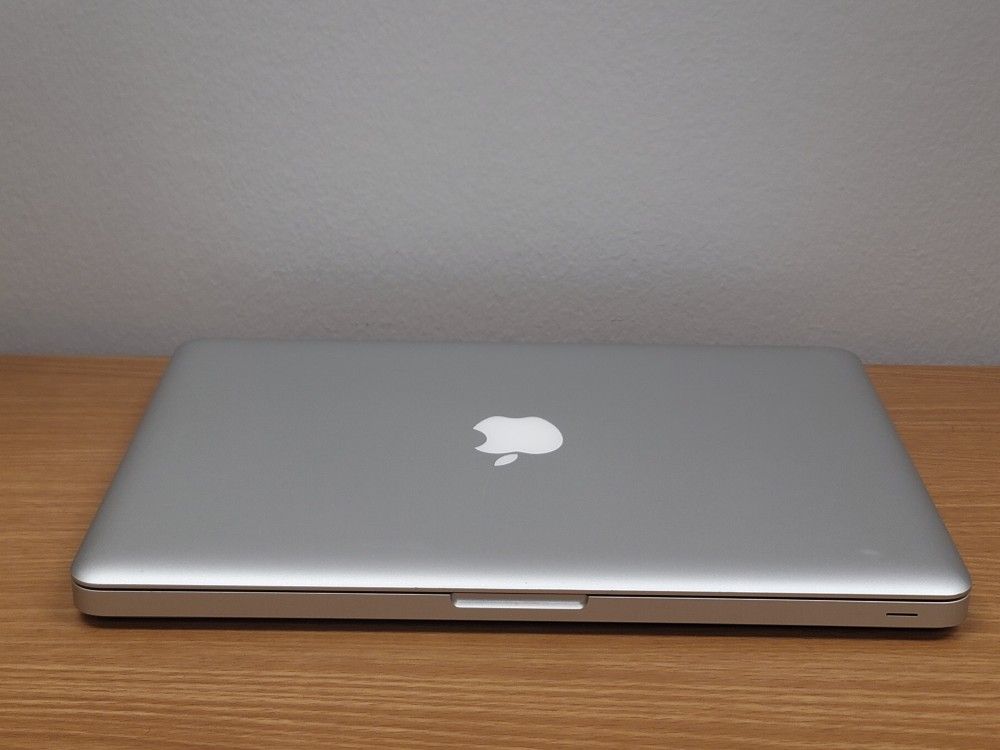 Apple MacBook Pro 13.3 i5 6GB 128GB Mac Os Catalina