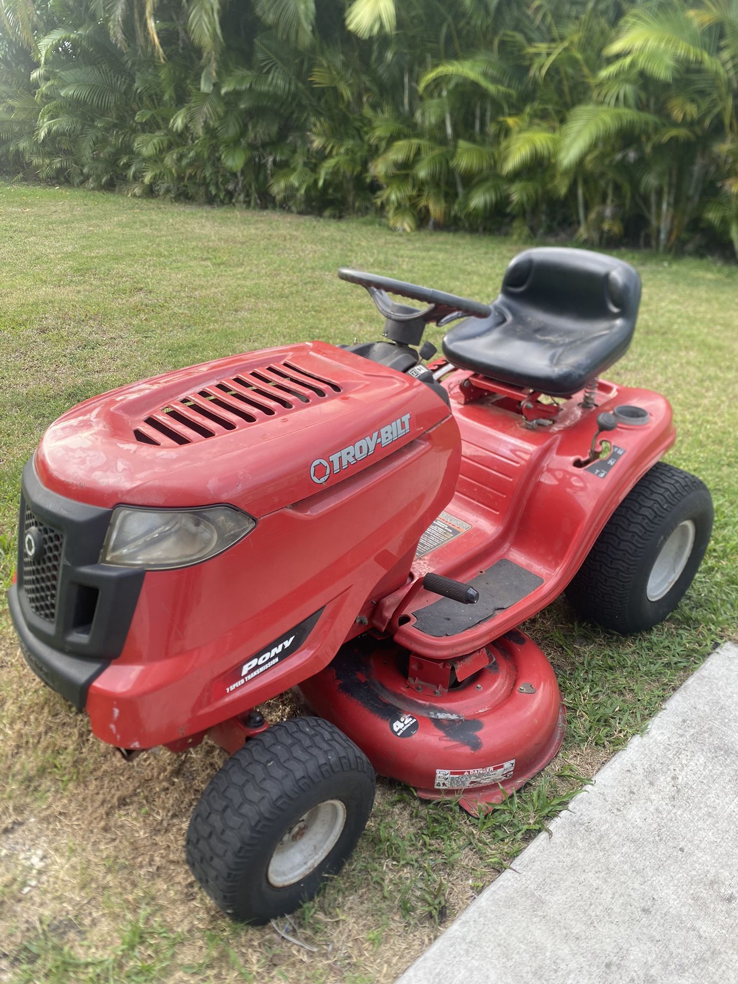 Troy-Bilt Pony Lawnmower