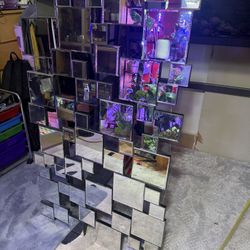 Cube Style Wall Mirror 