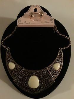 Fabulous Designed earrings necklace