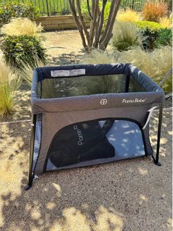 Lite travel playpen
