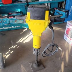 BOSH Demolition Hammer 