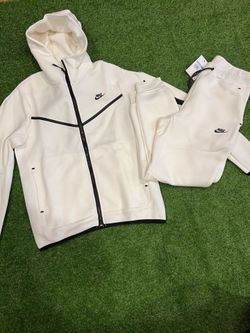 Nike Sportswear Tech Fleece tracksuit
