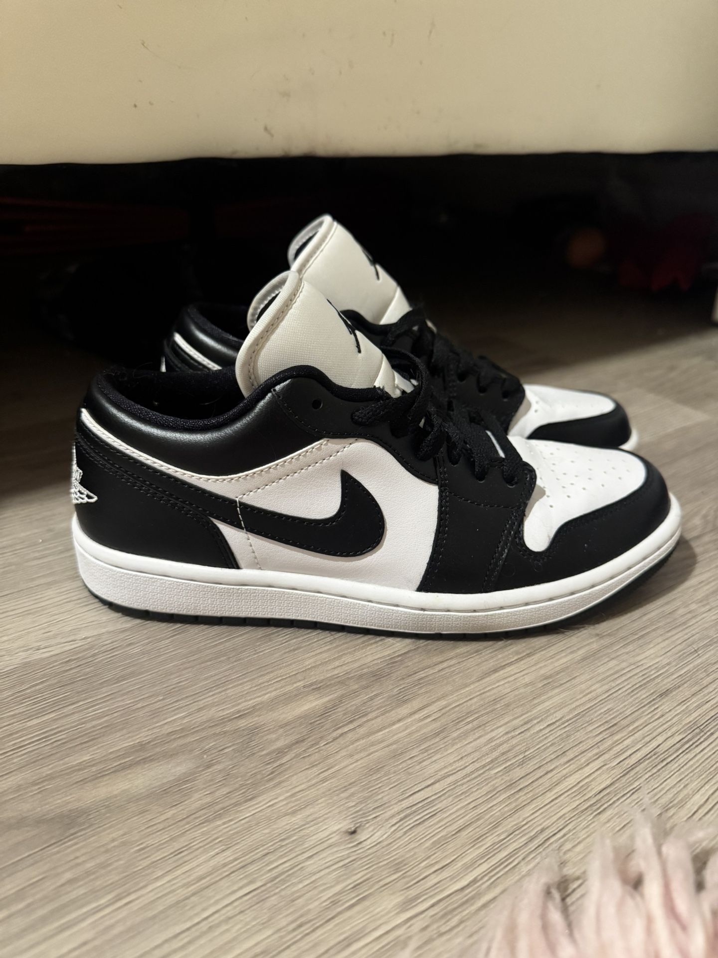 Wmns Air Jordan 1 Low 'Panda'