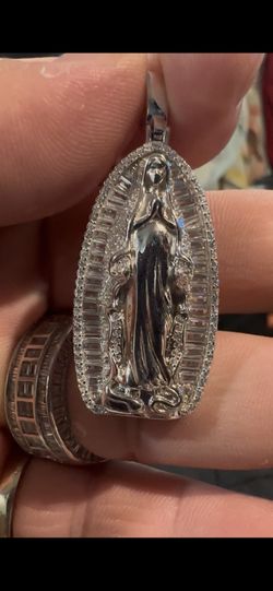 925 Sterling Silver Mother Mary Pendant