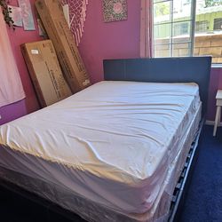 Queen Size Bed with mattress