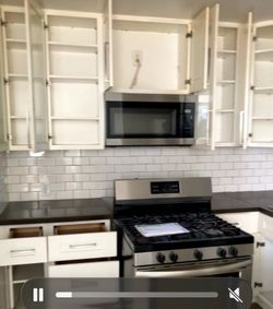 Stove -microwave -refrigerator **Must go today!!