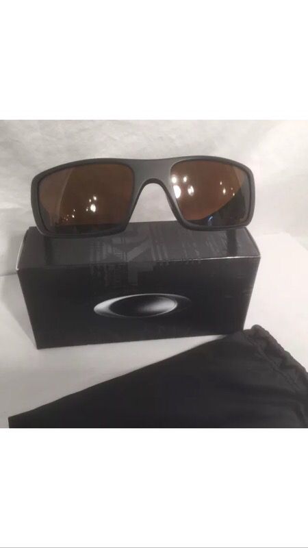 Authentic New 9239-03 Oakley Sunglasses - Crankshaft Matte Black/Dark Bronze USA