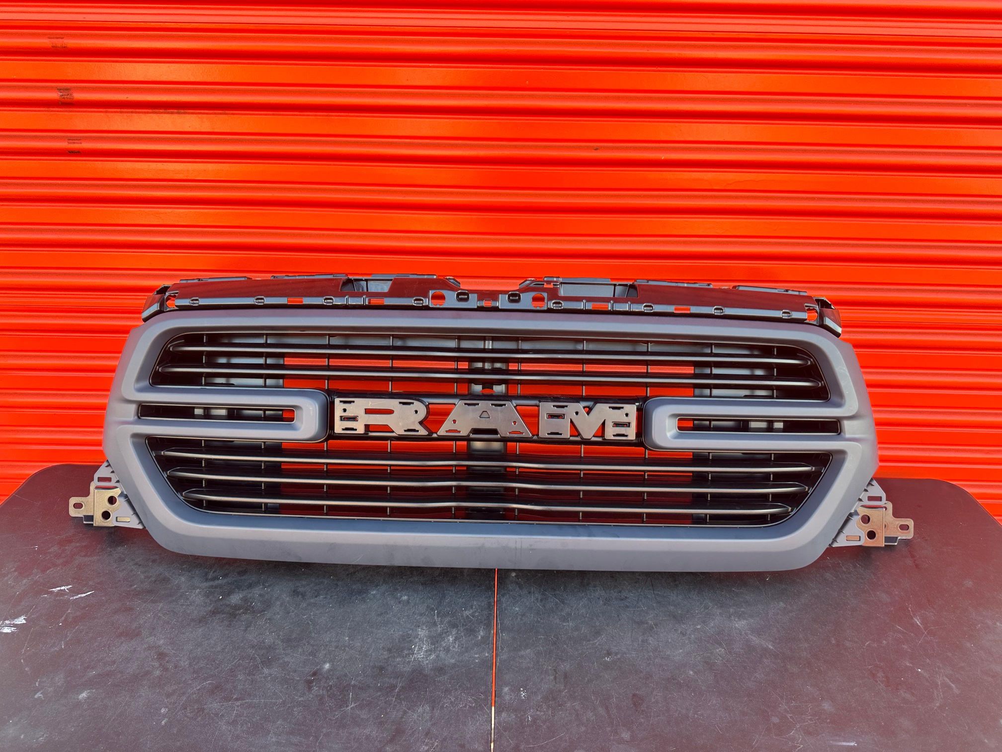2019-2020 - 2021 2022 - 2023- 2024 DODGE RAM 1500 FRONT GRILLE OEM