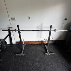 Squat Stands adjusts Extreme Training Equipment 