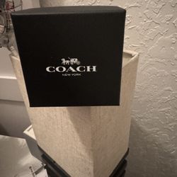Coach Perry Leather Women’s Watch