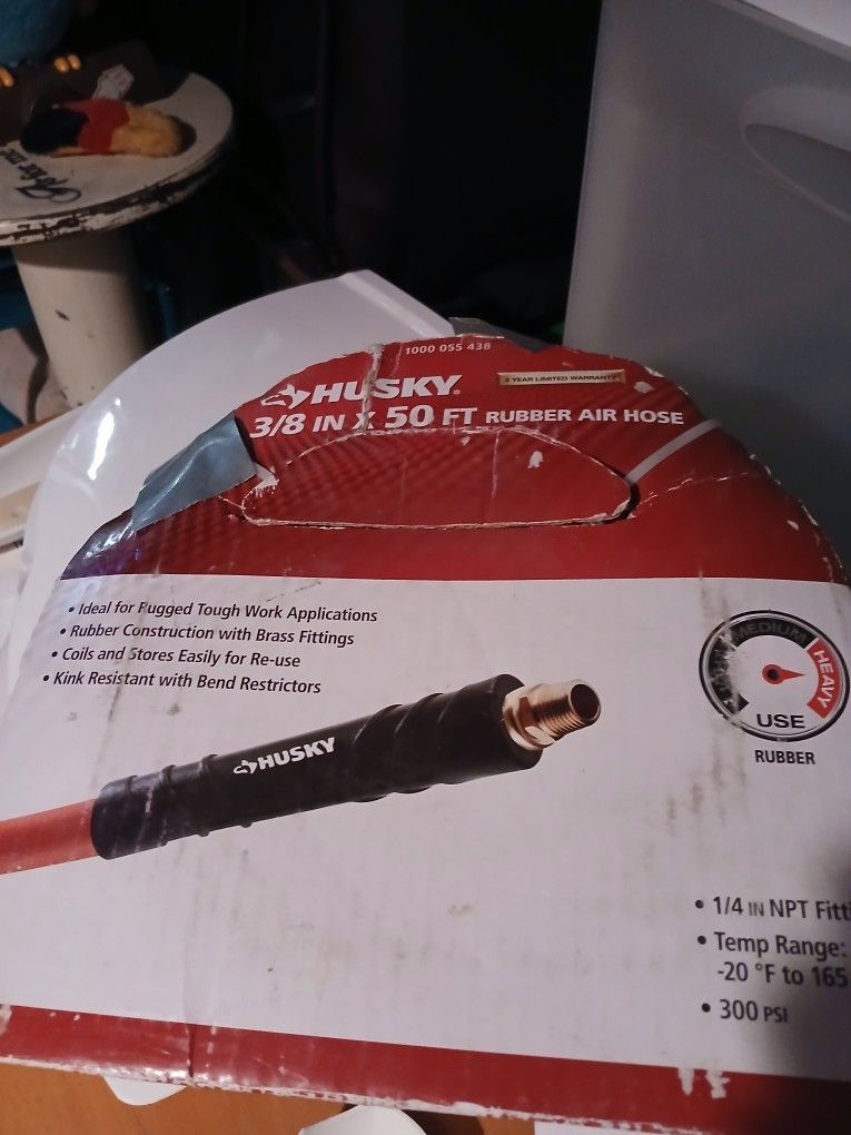 Brand New!/8 INx50 FT RUBBER AIR HOSE! MUST GO!