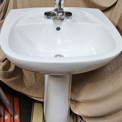 Pedistal Sink, Bathroom