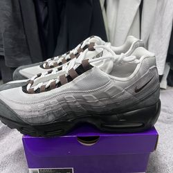 Nike Air Max 95 SB “Cacao Wow” Size 12
