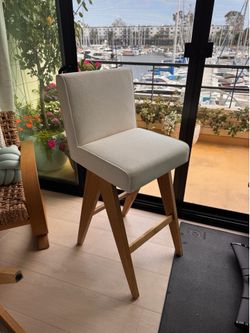 4 RH JAKOB FABRIC BAR STOOL