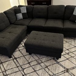 Sectional Couch With Ottoman And Pillows 