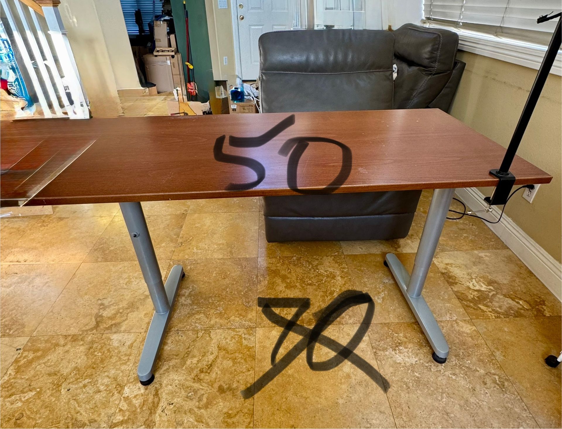 Office Furniture Moving Need Sale See Pictures For Prices