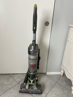 Hoover Windtunnel Air Steerable vacuum