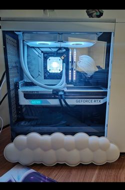 Gaming pc setup Rtx 4070 ti Intel I9 & asus Rog monitor