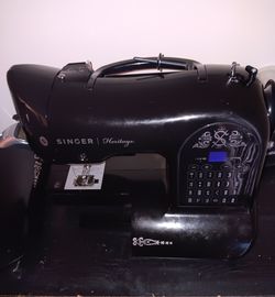 Singer 8768 Heritage Sewing Machine 