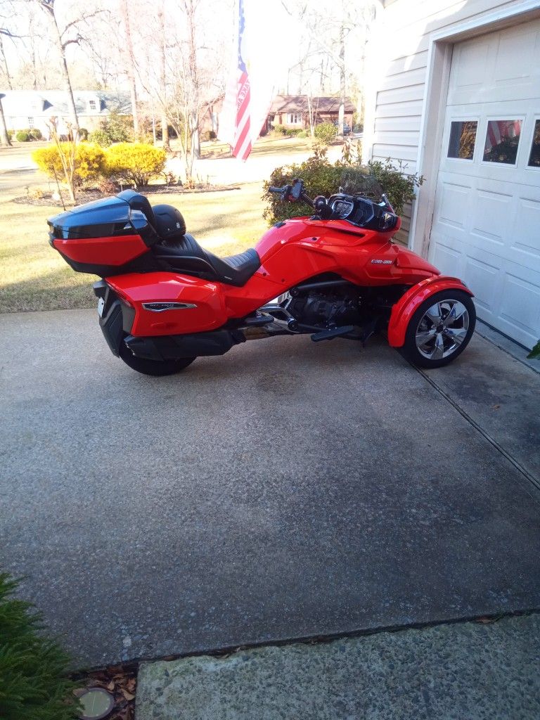 2022 Can Am F 3 limited