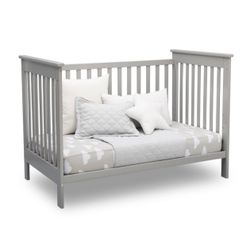 Delta Children Adley - Convertible Crib