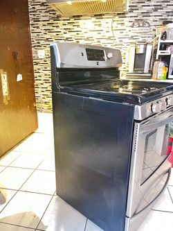 Kenmore Gas Range Stove