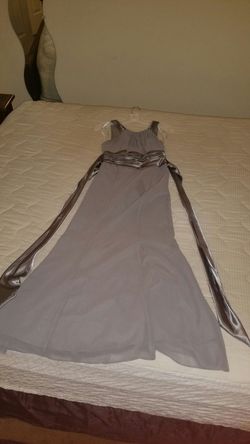 Long dress grey size 2 in girls