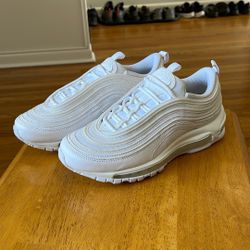 LIKE NEW NIKE AIRMAX 97 6.5Y / 8 Women 