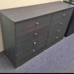 Brand New 8 Drawer Dressor
