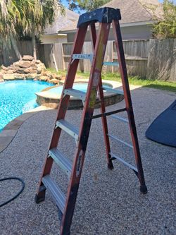 Werner Fiberglass Step Ladder