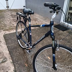 29"Schwin Fremont Hybrid Read Description 