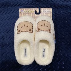 Moon Cake Sherpa Slippers Women’s Size 6.5