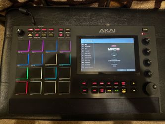 Akai MPC  Live 2