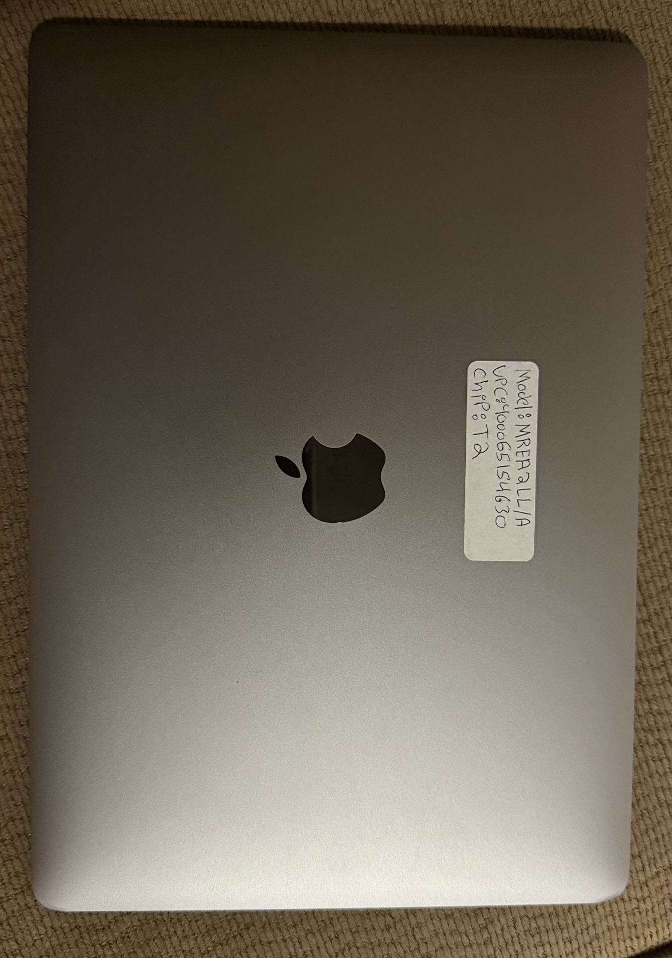 Apple - MacBook Air - 13.3" Retina Display - Intel Core i5 - 8GB Memory - 128GB Storage