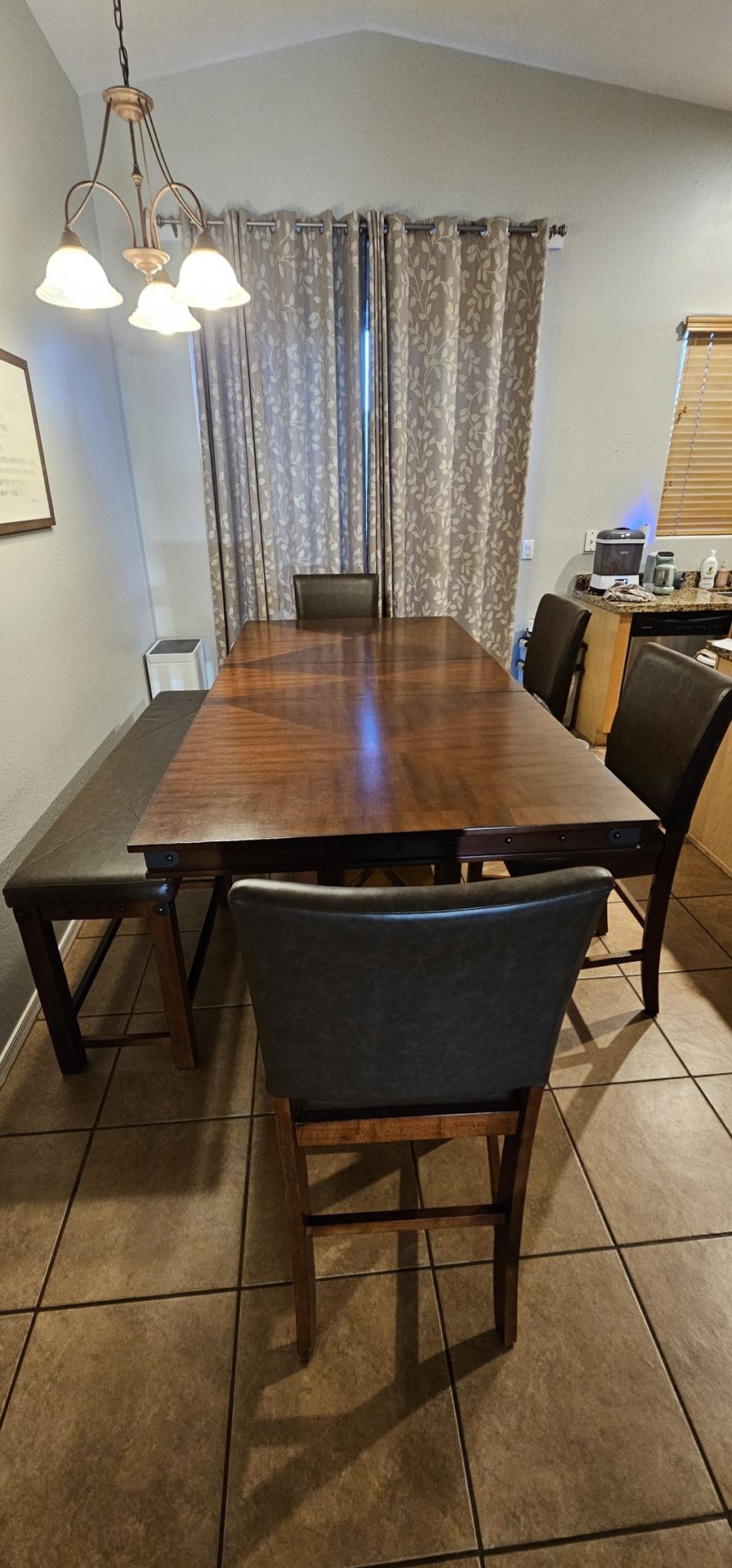 Counter Height Dining Table and Chairs