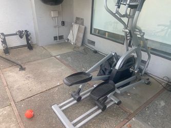 Spirit xg400 Eliptical
