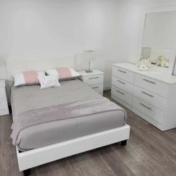 Bedroom Set - Juego De Cuarto 