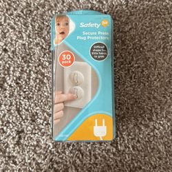 Safety 1st Plug Protectors 